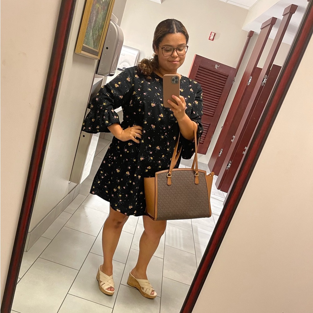 Meet your Posher, Jomaliz